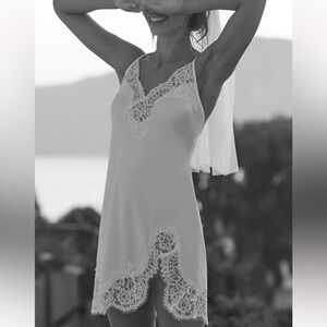 Homebodii Sian White Slip